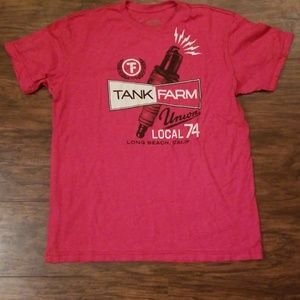 Men's Tankfarm tee size medium